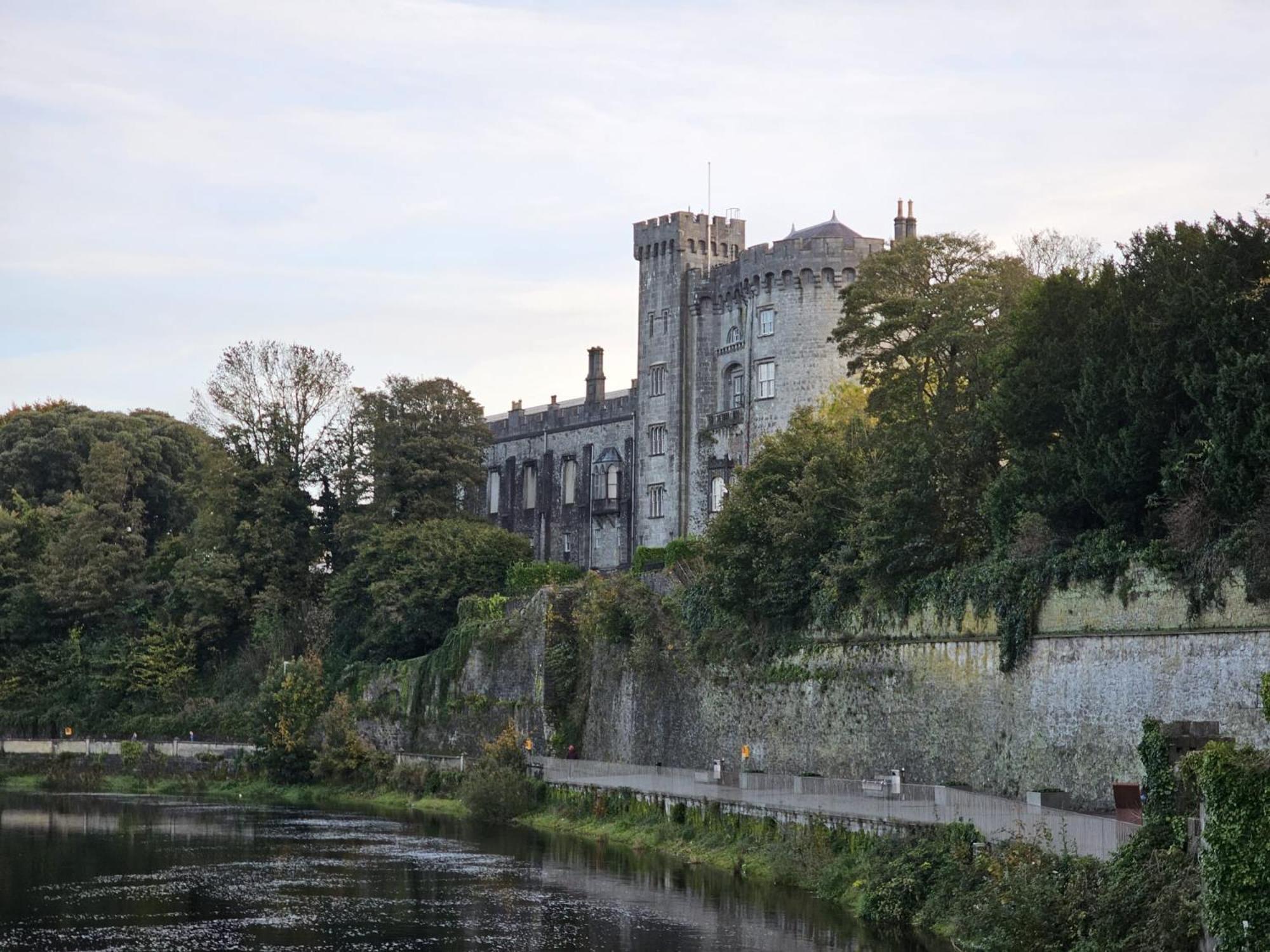 Penthouse Apartment Kilkenny Exterior photo